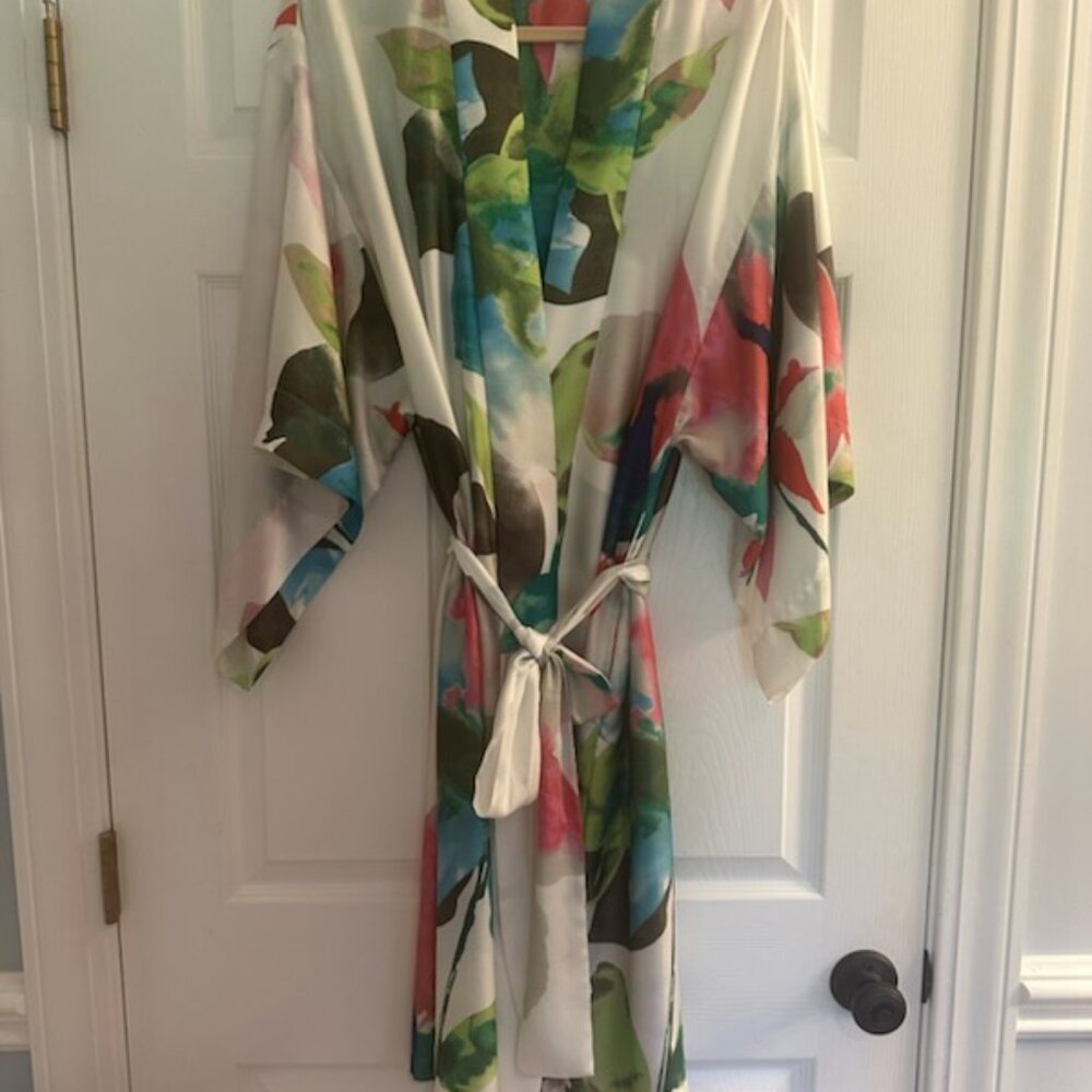 Colorful Kimono Robe by Natori - Picture 8 of 8